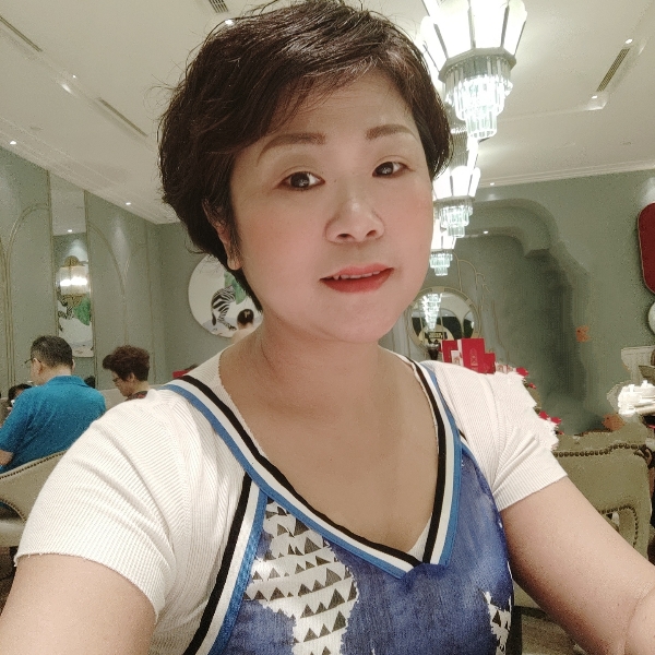 月亮泪了陶醉的照片