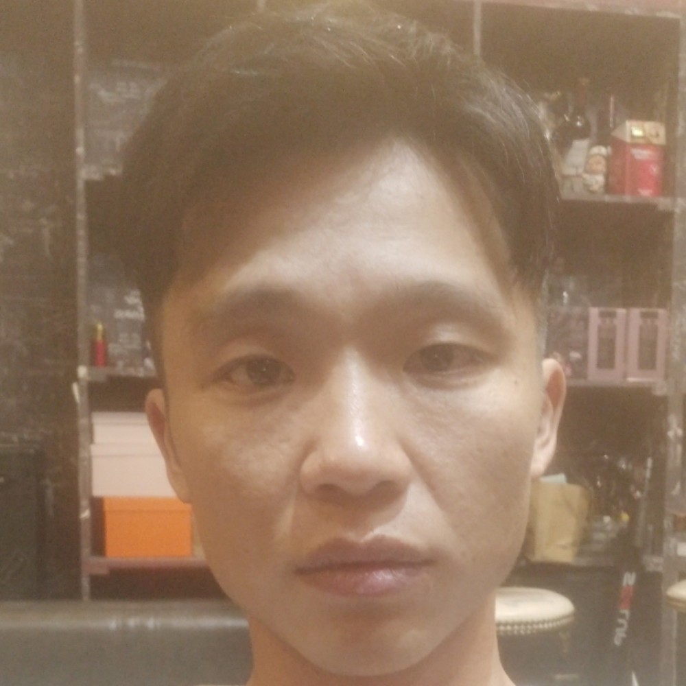 坚 定的照片