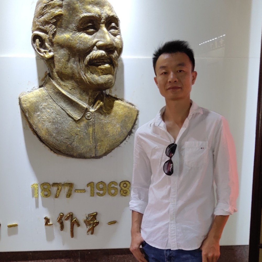熊露的照片