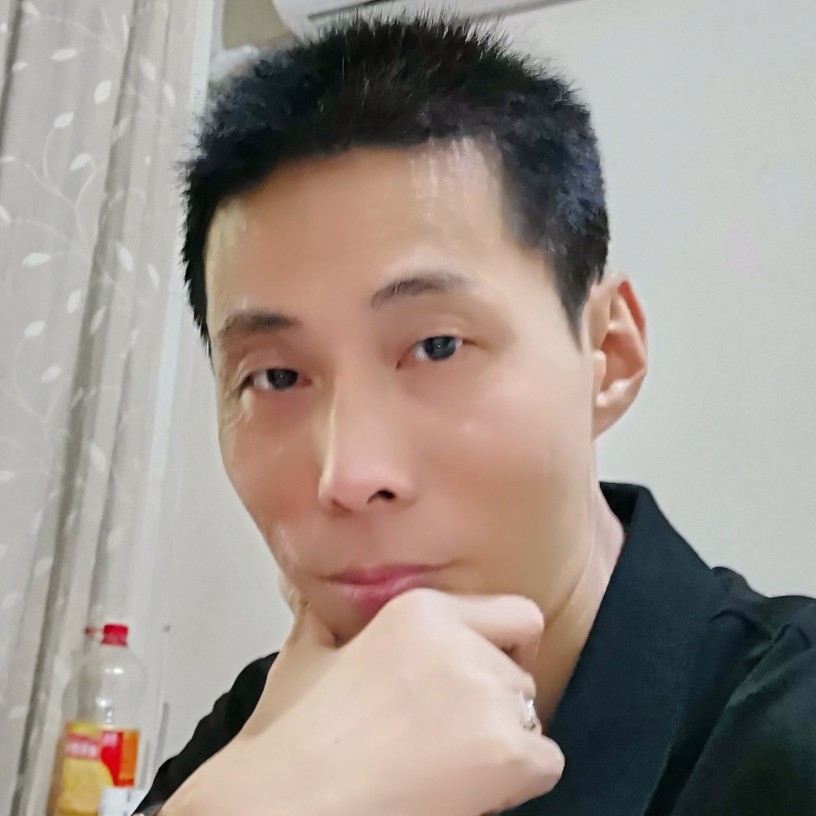 传奇小乔的照片