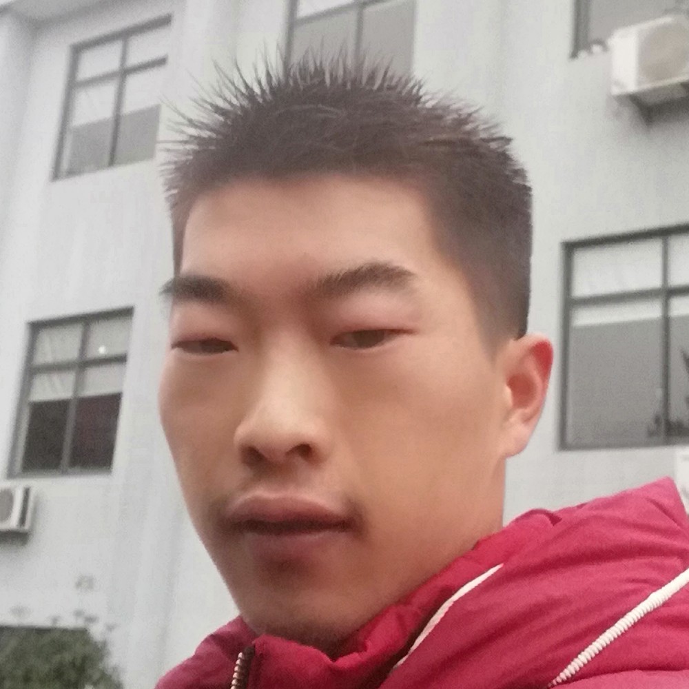 默默看着的照片