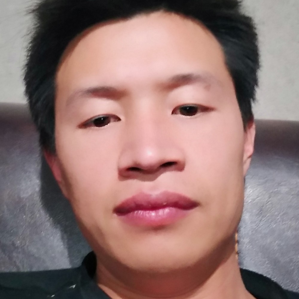 蜜粉还淡定的照片