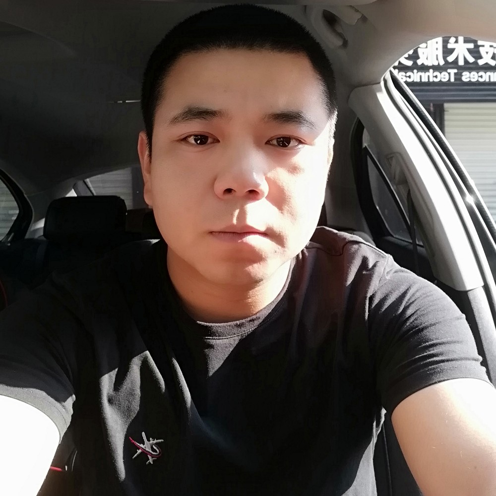 刘，先生的照片