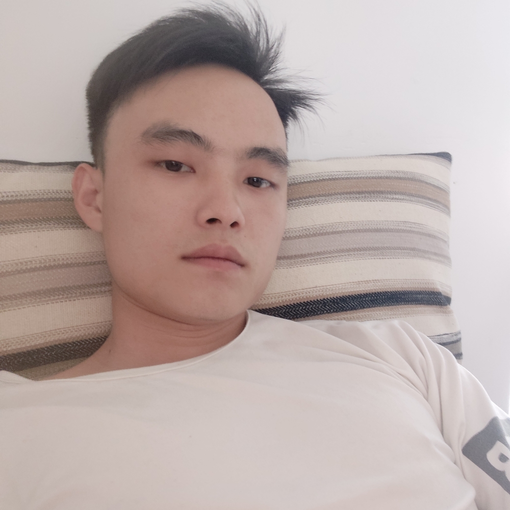 唸往昔的照片