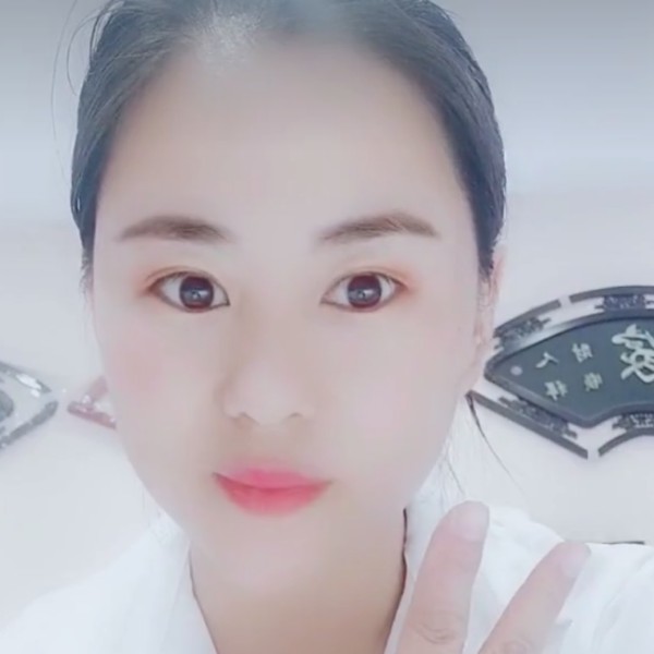 喜欢玉石的照片