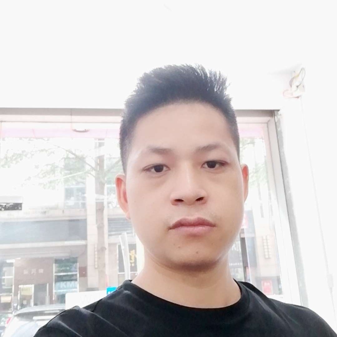 呓语笑冷静的照片