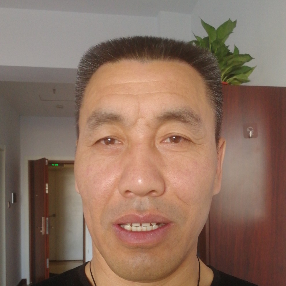 高大苦恋冬瓜的照片