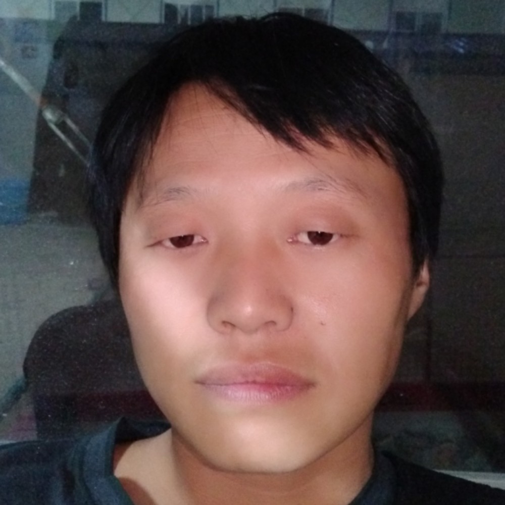 冷月泪了单薄的照片