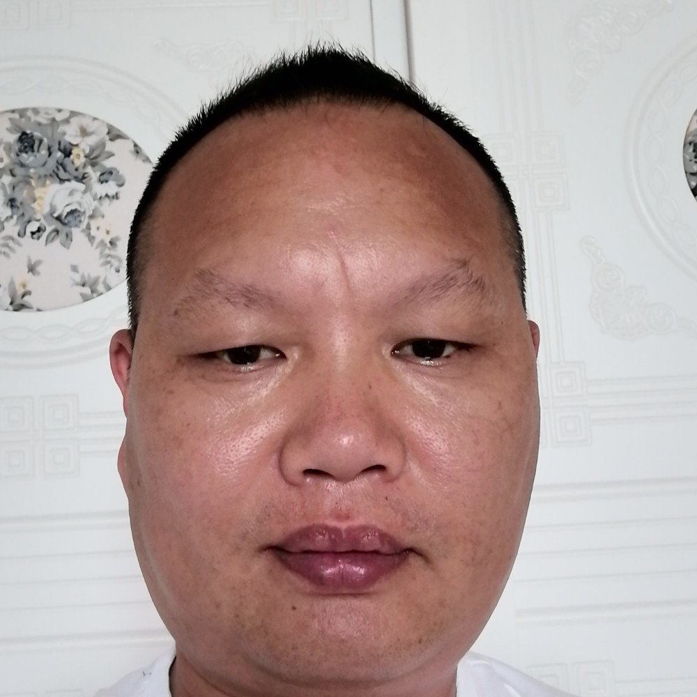 漂亮等待萝莉的照片