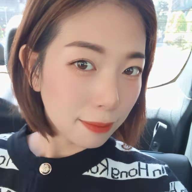 虚心凝眸夏露的照片