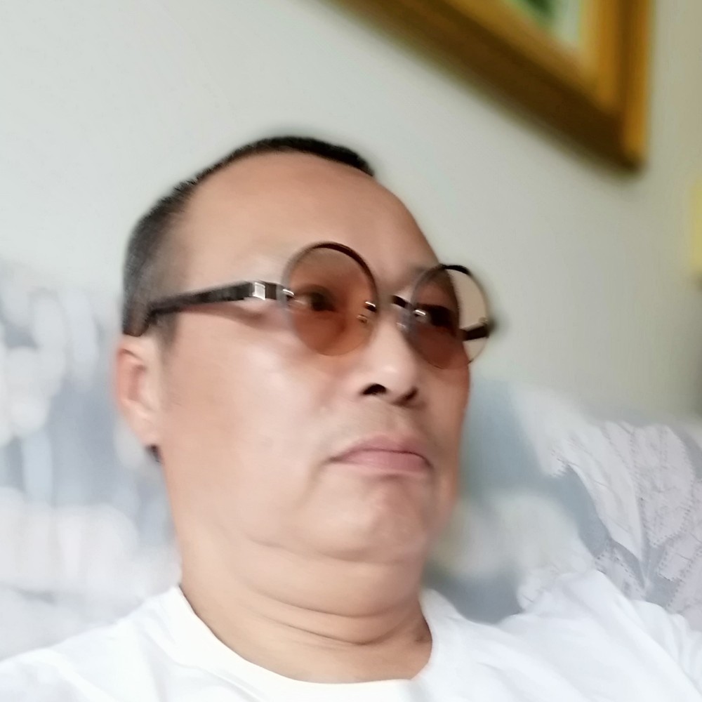 睫毛膏倾心浅唱的照片