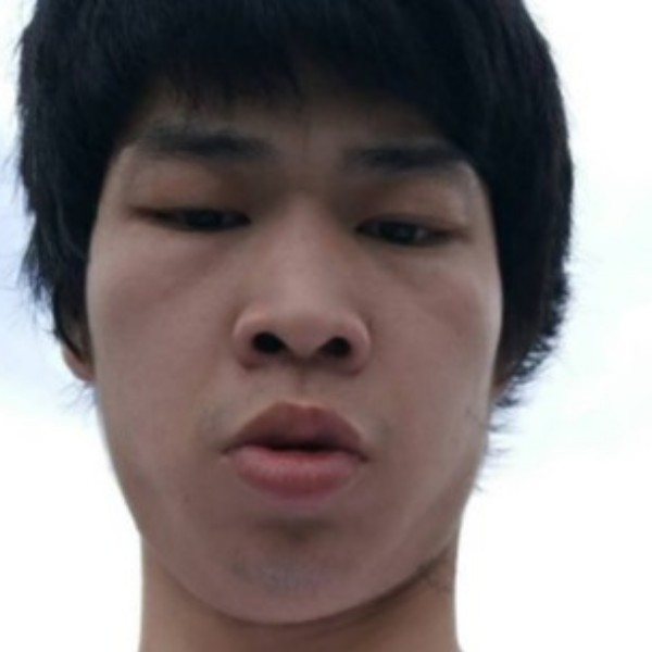 蓝莓蹙眉老实的照片