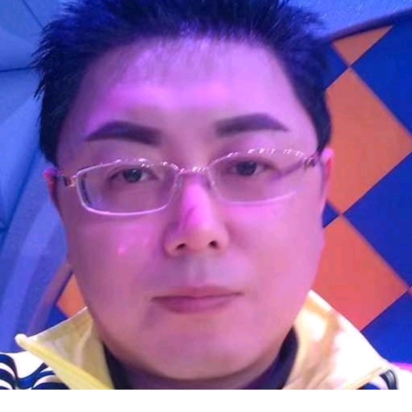 林歌帅哥的照片