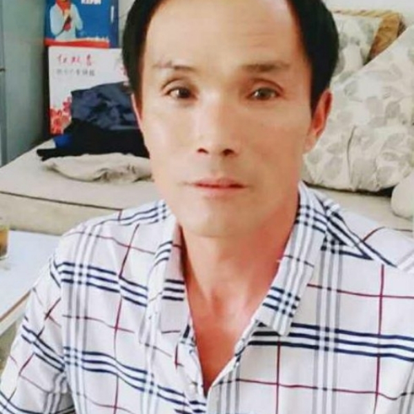 拉长春天的照片