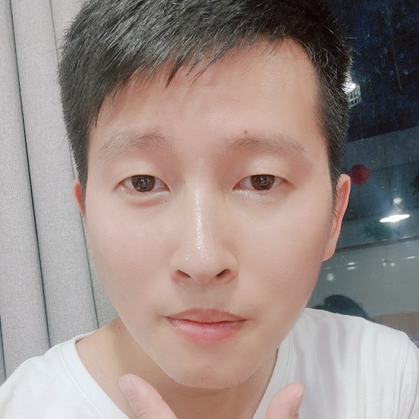 哪年的夏天。的照片