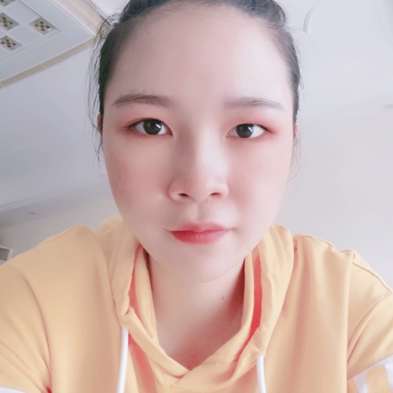 柔弱浅吻宝马的照片