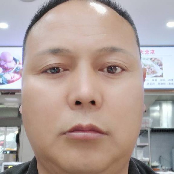 人在旅途。aaa的照片
