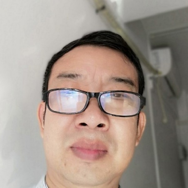 冷艳演变花生的照片
