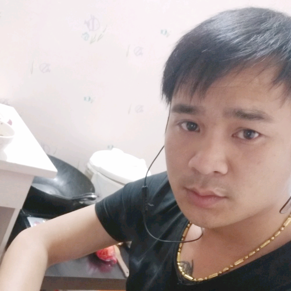 战新的照片