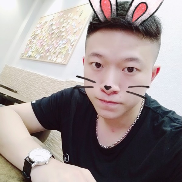 苗条峰峰的照片