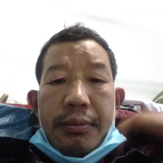 男73年出生的照片