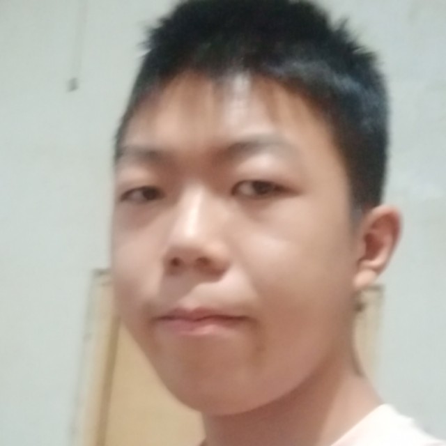 单纯相许化羽的照片