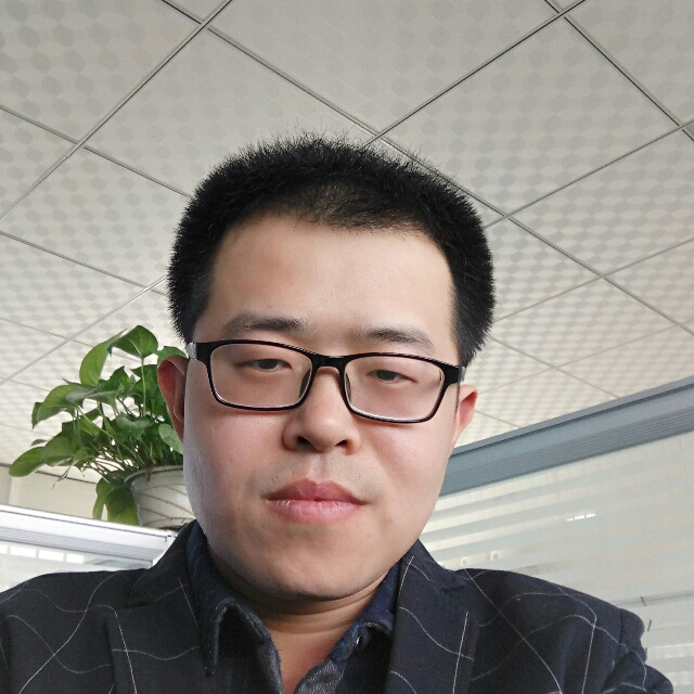 金泉嗯哼的照片