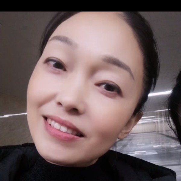 雨田英子的照片