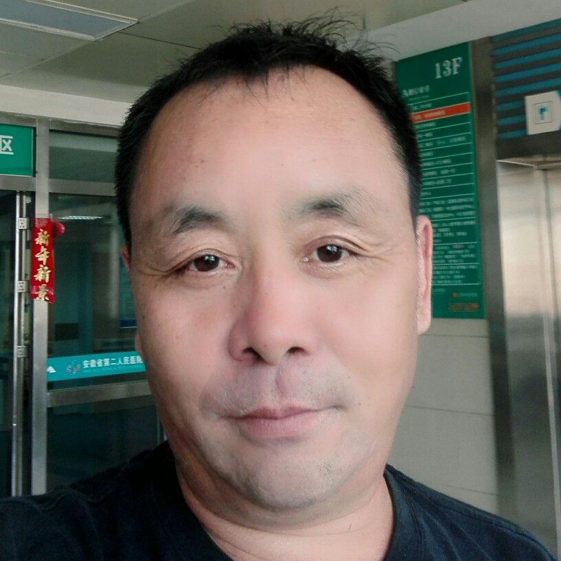 秀发回首震动没爱的照片