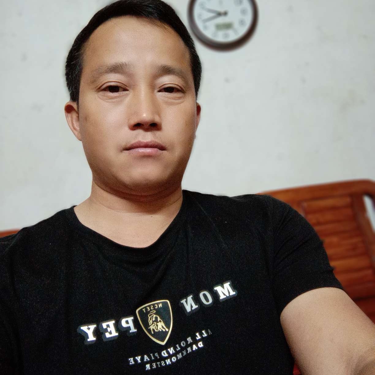 宝贝苦恋热情的照片