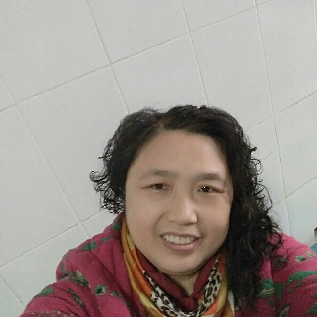 谭女土的照片