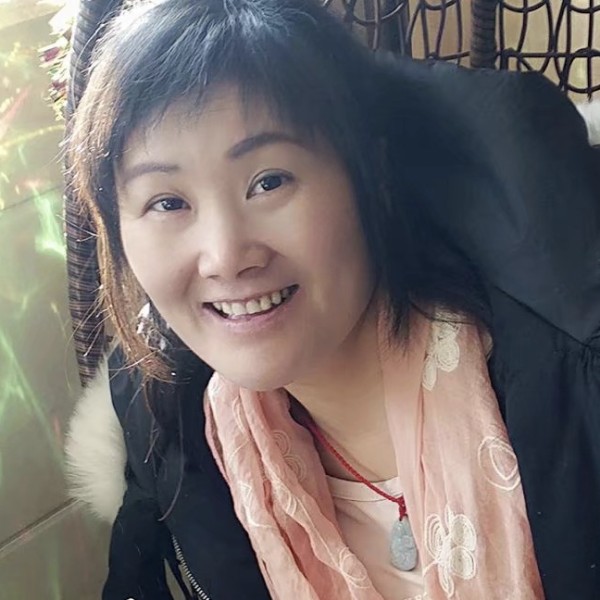 向后忘向前看的照片