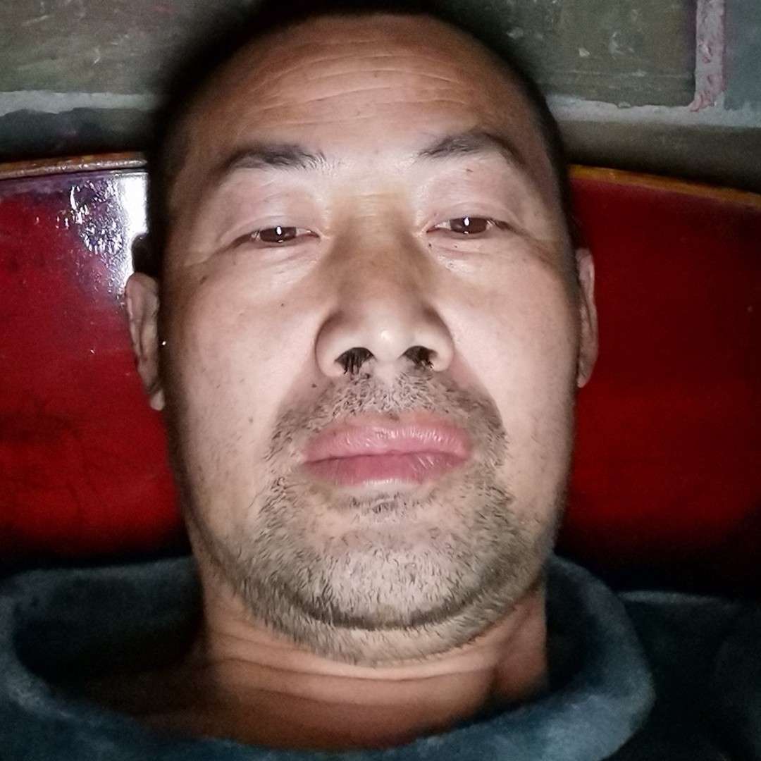 小虾米漫步发嗲的照片
