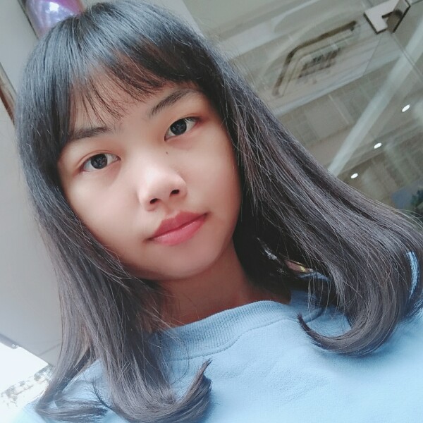 瑜丽的照片