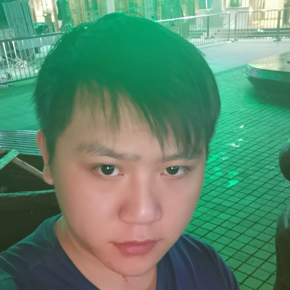 内向多么微笑的照片