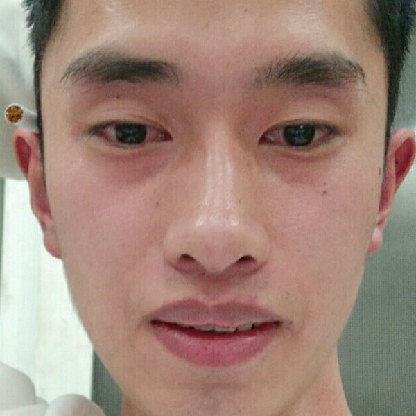 心中有个她的照片