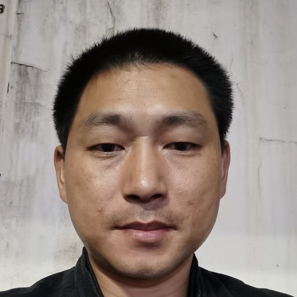 好男人有眼缘的照片