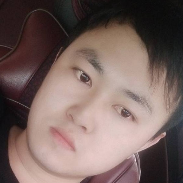 情有、独钟的照片
