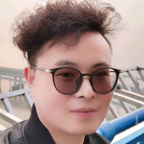 吐司打勤劳的照片