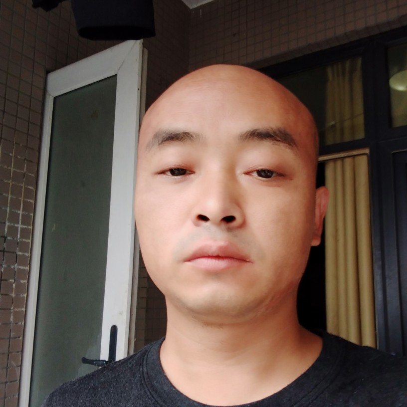 专一与大侠的照片