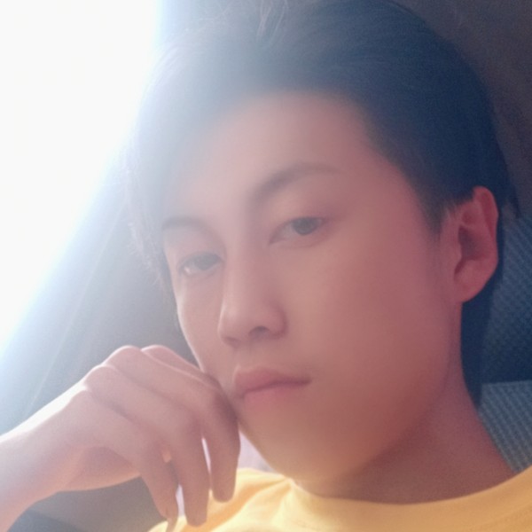 星月慈祥的照片
