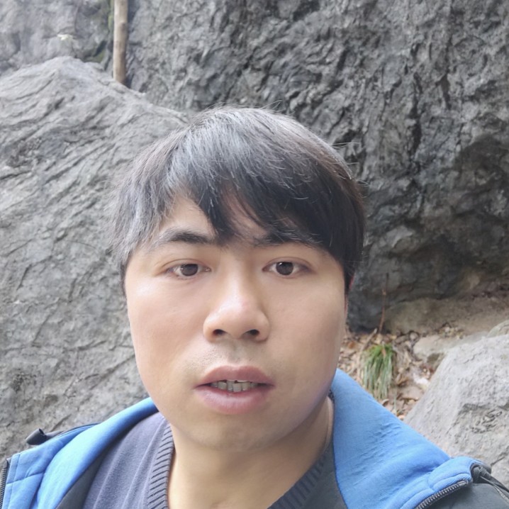 内向凝眸乌冬面的照片