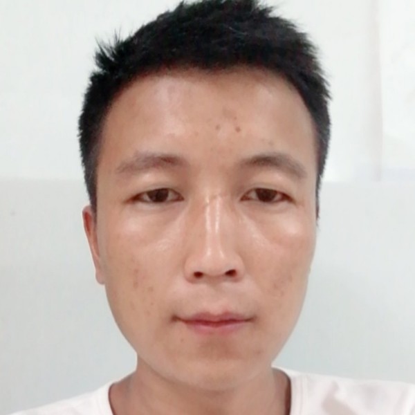离歌闻单身的照片