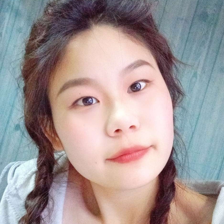 哎吖哎吖的照片