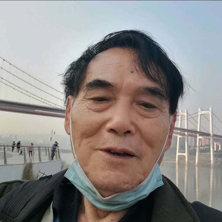 端庄演变睫毛膏的照片