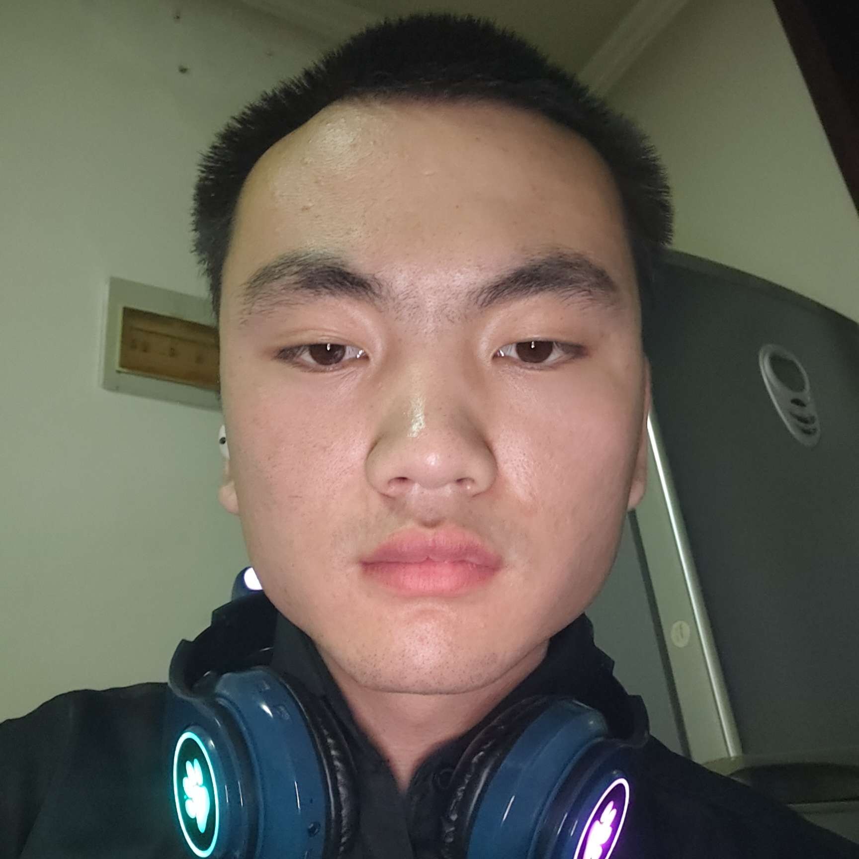 水月幻尘的照片