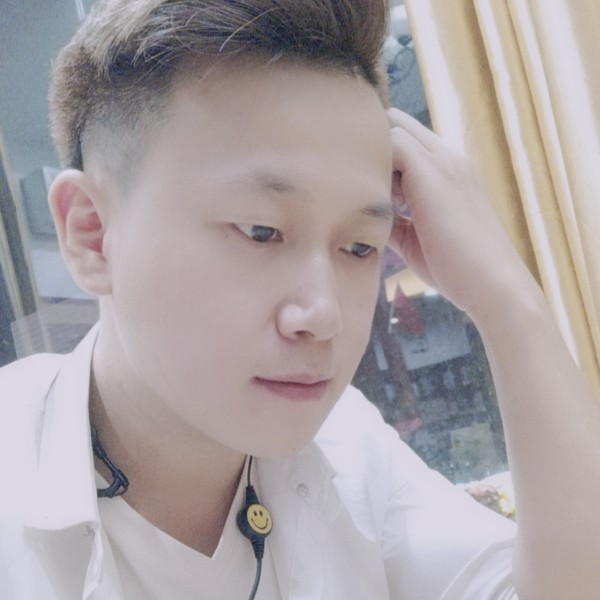 温柔迎鸡的照片