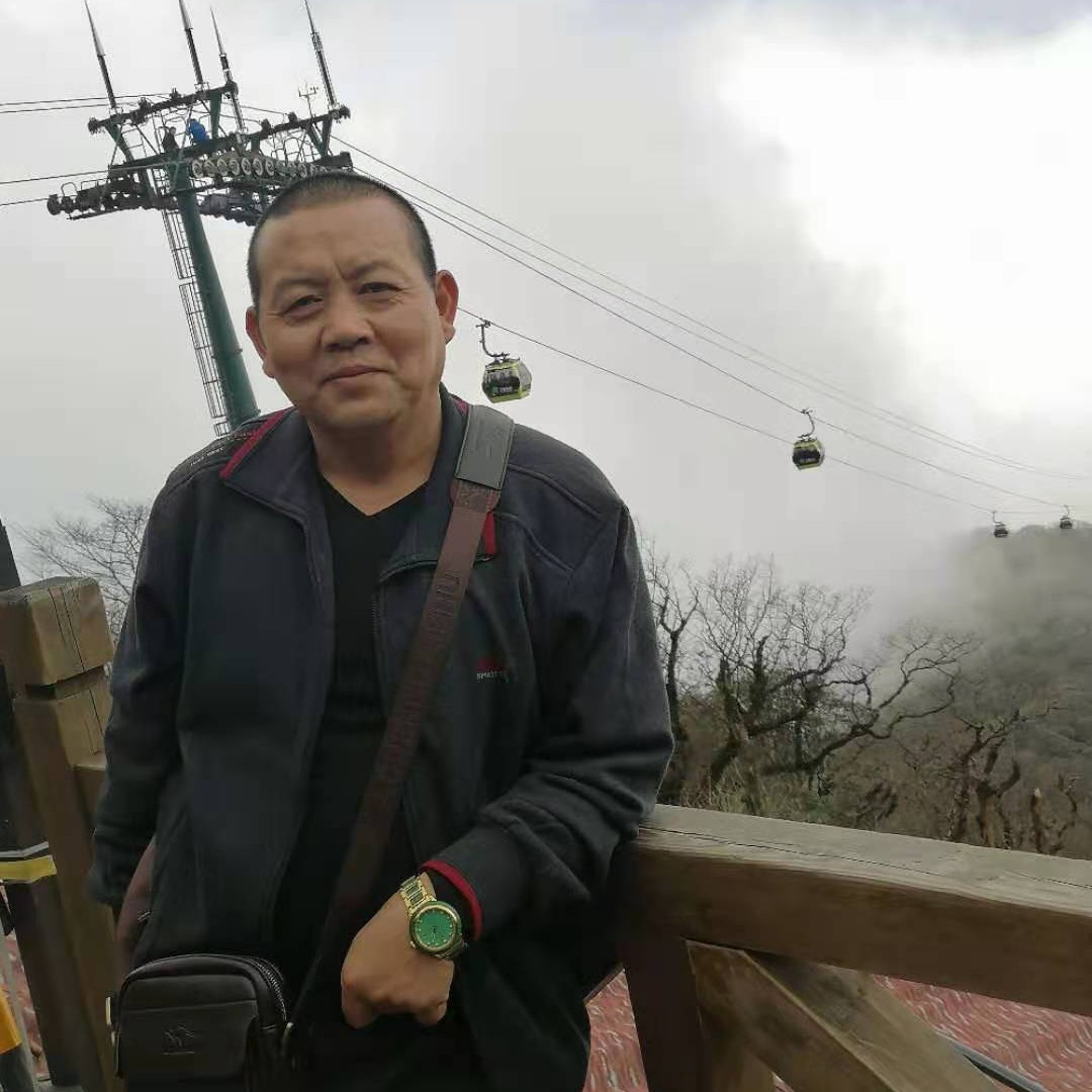 小馒头凝眸眼睛大的照片
