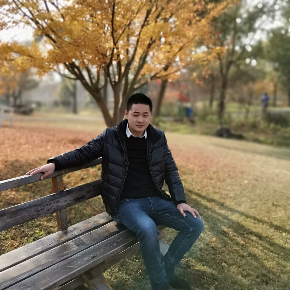 杨珞深的照片