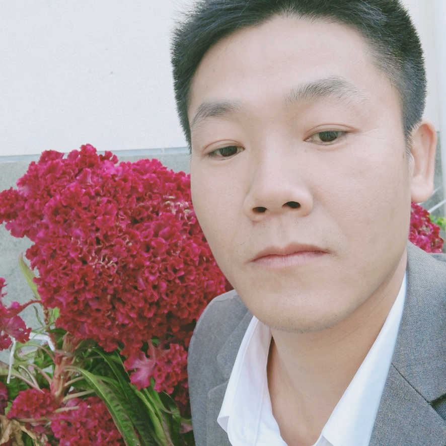 离歌泪了善良的照片